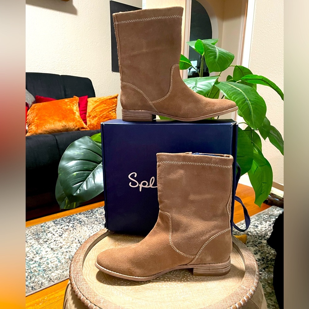 SPLENDID Tan Western look bootie - flat Sz10